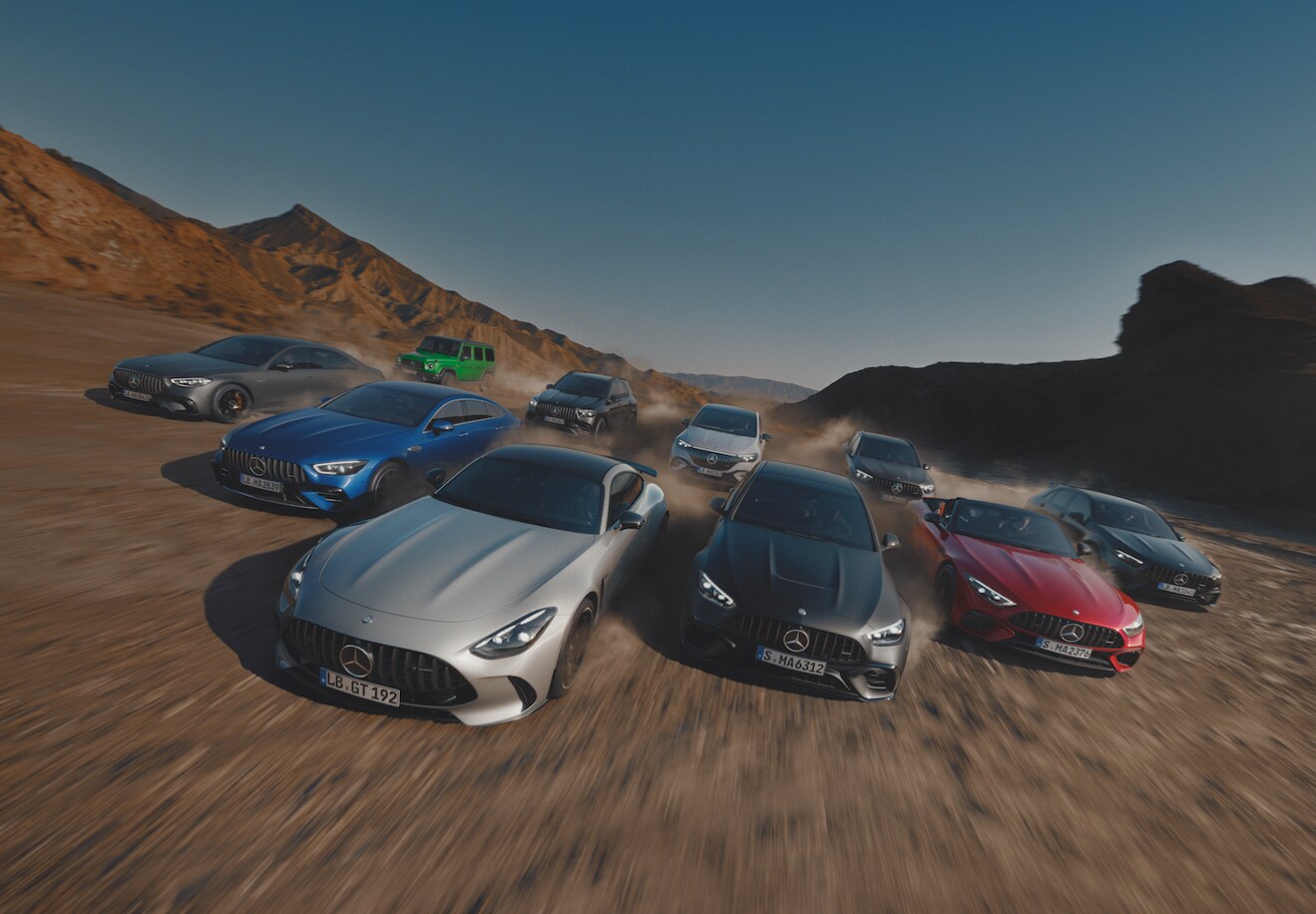 Circuito de carreras | Mercedes-AMG Gama de modelos AMG de Mercedes-Benz en el desierto.